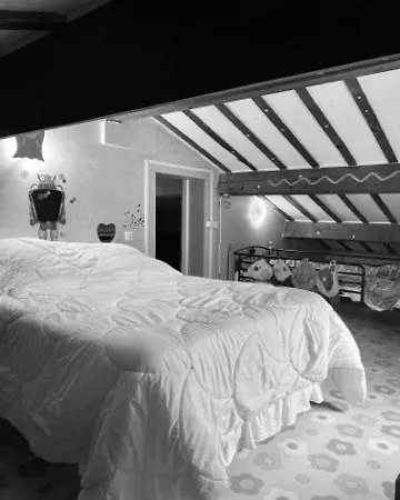 Les Amandiers Holiday home *